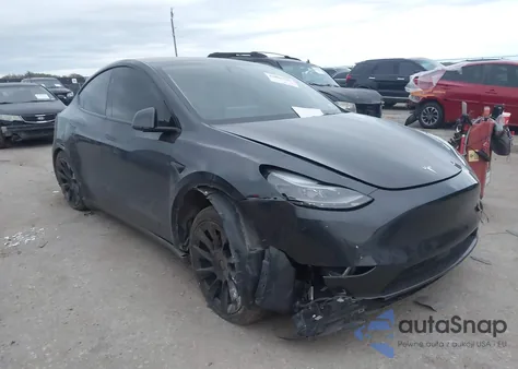 2024 Tesla Model Y Long Range Dual Motor All-Wheel Drive из США, поврежденный, VIN 7SAYGDEE3RA253757